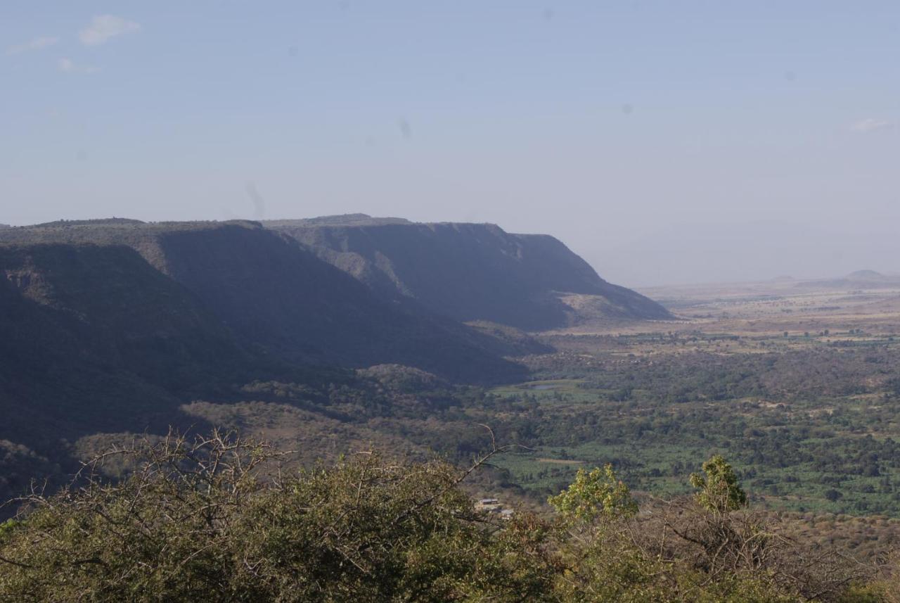African Sunrise Lodge And Campsite Mto wa Mbu Eksteriør bilde