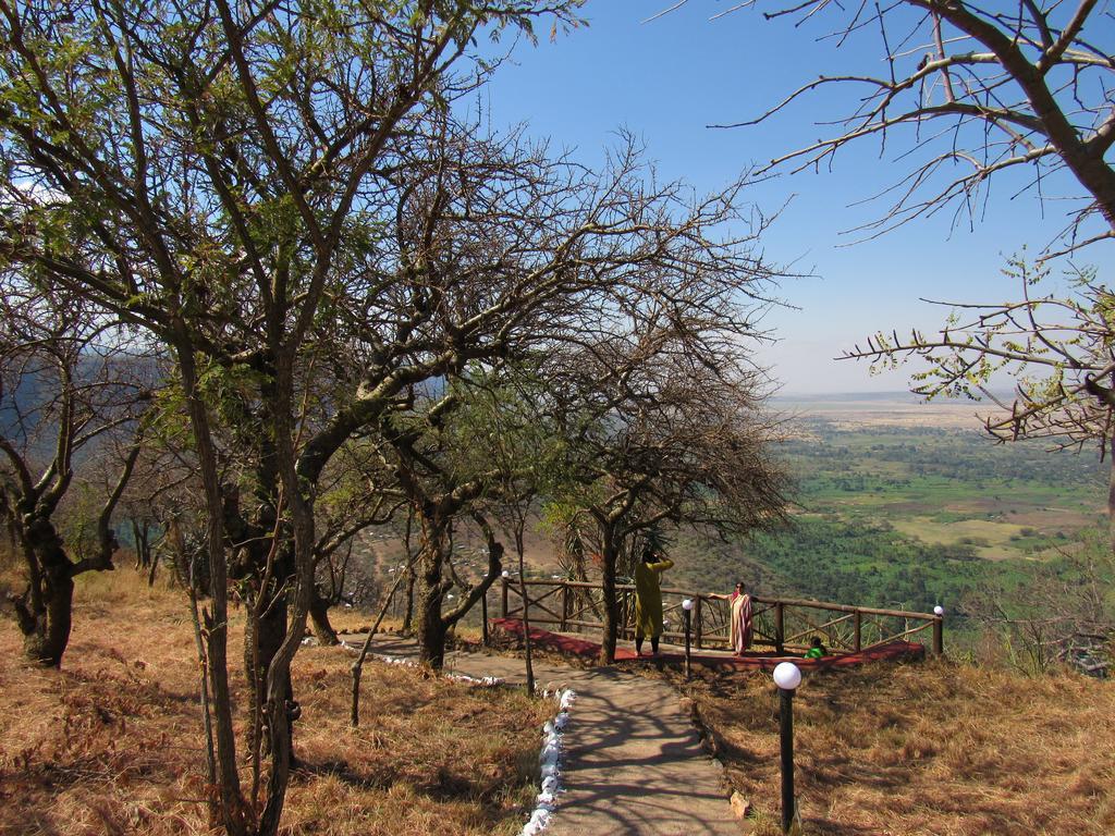 African Sunrise Lodge And Campsite Mto wa Mbu Eksteriør bilde