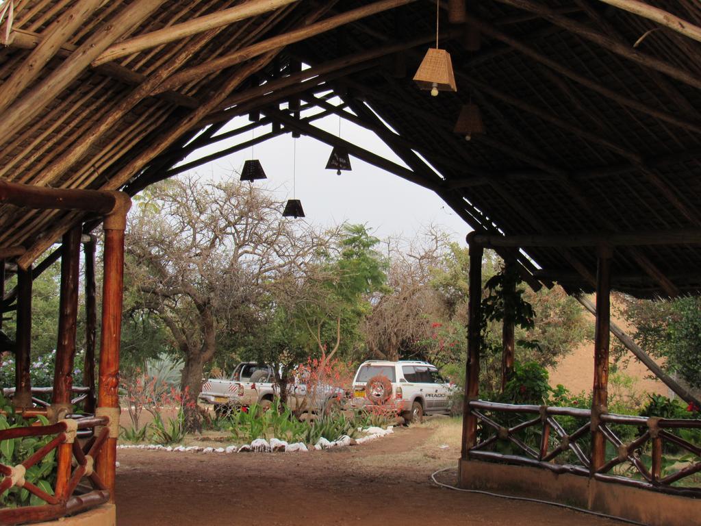 African Sunrise Lodge And Campsite Mto wa Mbu Eksteriør bilde